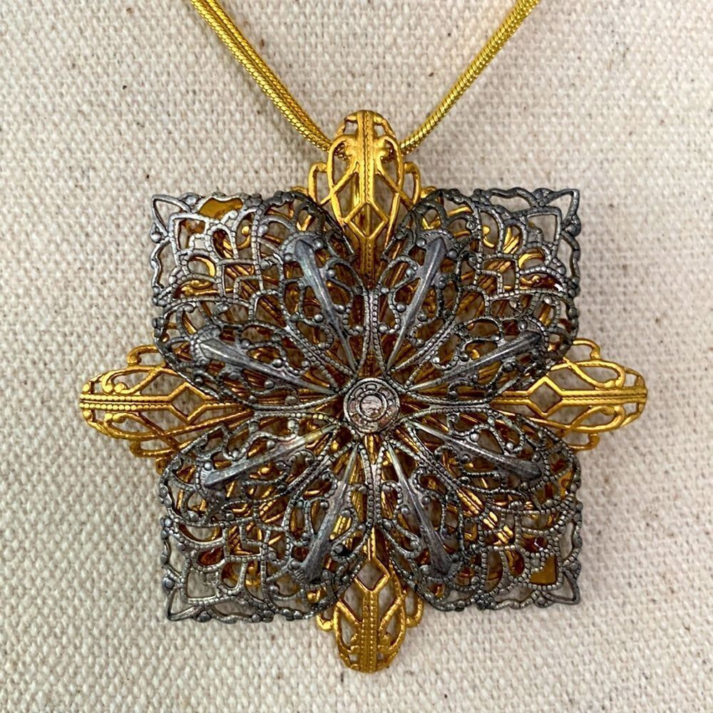 Vintage Mixed Metal Filigree Flower Pendant Necklace 925 Chain